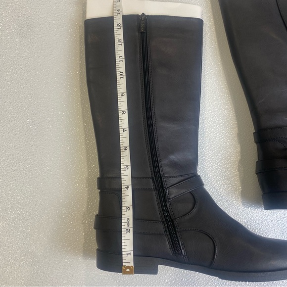 New Kenneth Cole Boots - Picture 7 of 13